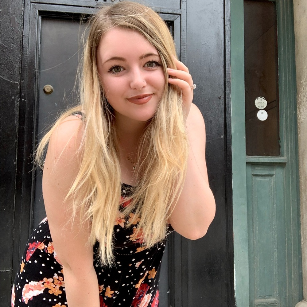 Meet your Posher, Lydia